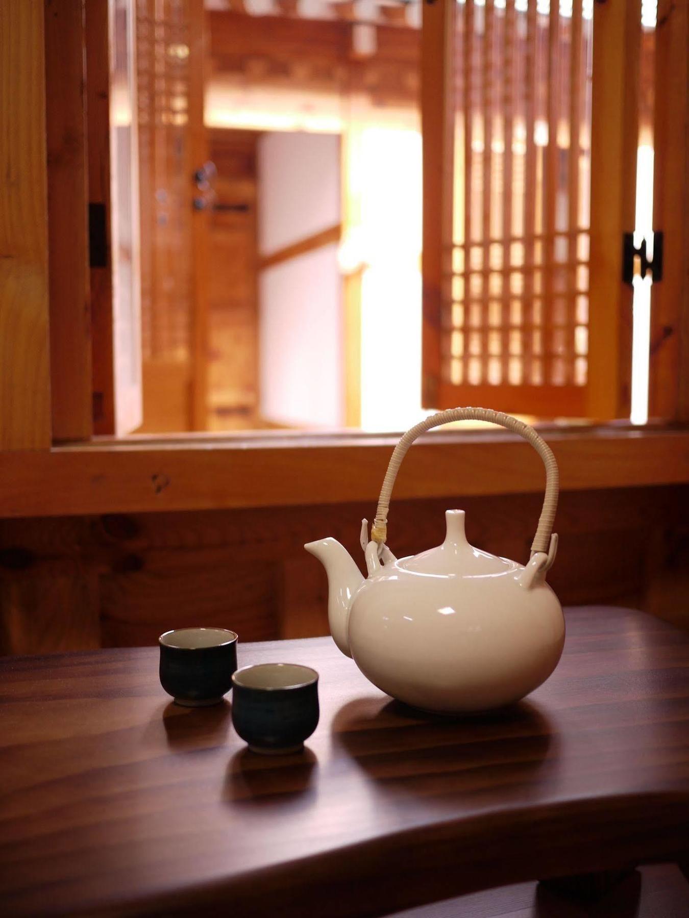 Haemil Hanok Guesthouse Seoul Exterior photo